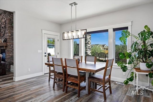 1587 Clear Creek Loop, Twin Falls, ID 83301