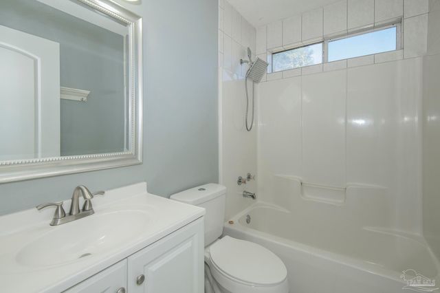 9146 Stillbridge Ln, Pensacola, FL 32514