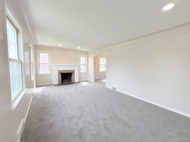 11375 Roxbury Street, Detroit, MI 48224