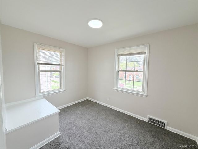 11375 Roxbury Street, Detroit, MI 48224