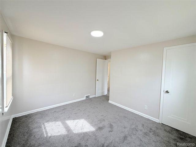 11375 Roxbury Street, Detroit, MI 48224