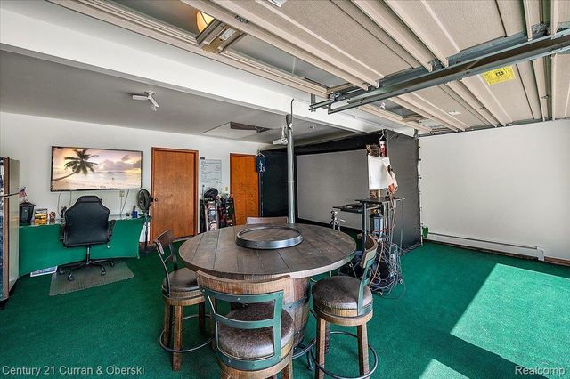 219 E Caledonia Street, Howell, MI 48843
