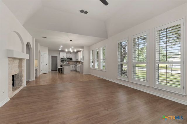 21905 Deer Canyon Drive, San Antonio, TX 78266