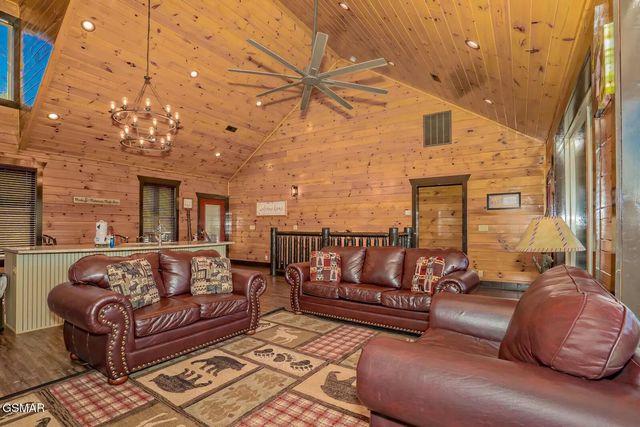 1740 Angela Starr Street, Sevierville, TN 37876