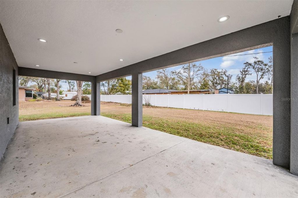 Image 35 of property listing at 11734 ORANGE COURT, Dade City, FL 33525