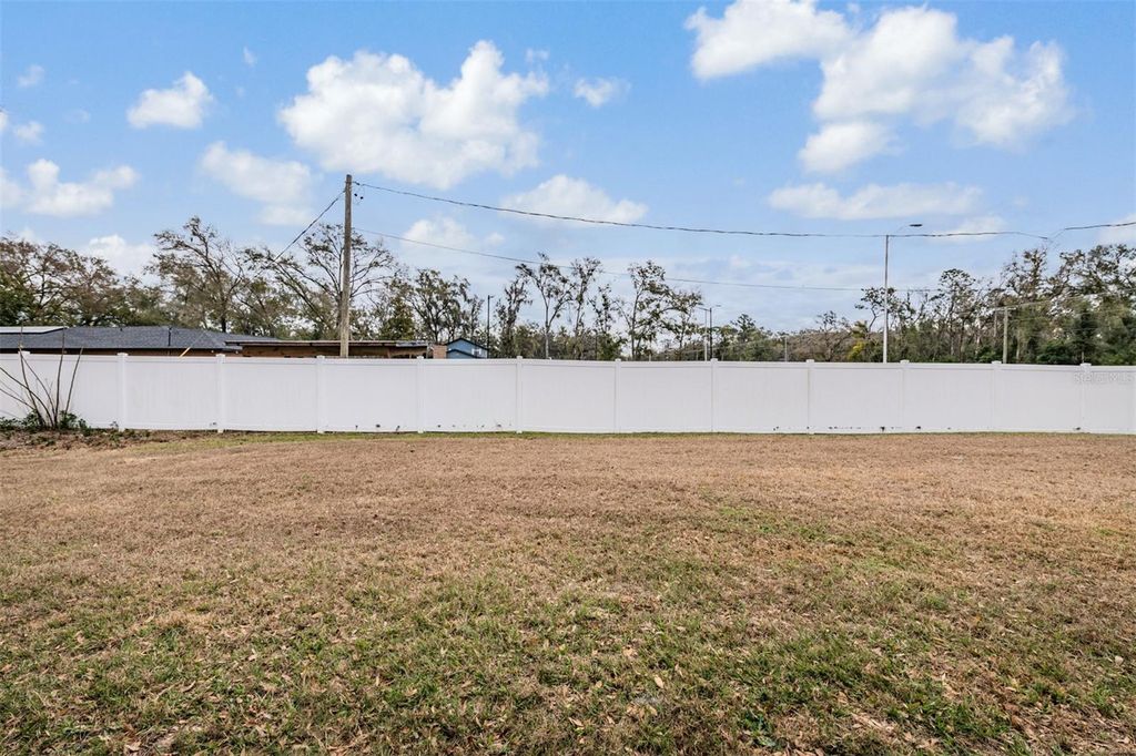 Image 36 of property listing at 11734 ORANGE COURT, Dade City, FL 33525