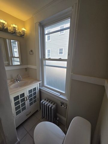 69 Barstow St 1, Salem, MA 01970