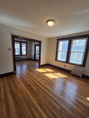 69 Barstow St 1, Salem, MA 01970