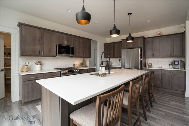 1704 Wyatt Earp Court, Belgrade, MT 59714