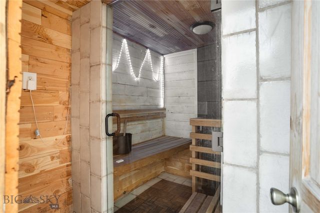 1704 Wyatt Earp Court, Belgrade, MT 59714