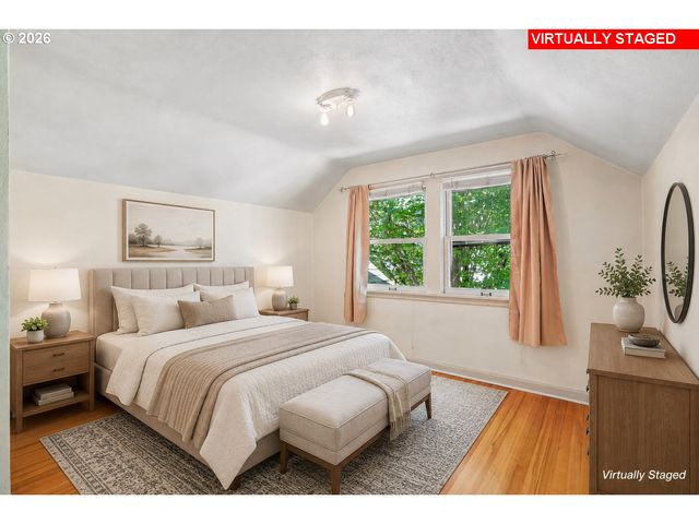 3404 Se WASHINGTON St, Portland, OR 97214