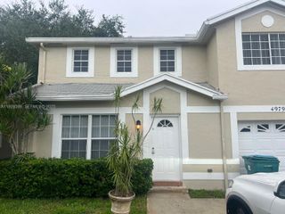 4979 SW 123rd Ter, Cooper City, FL 33330