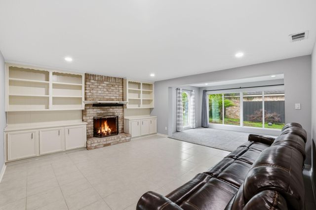 15302 Falling Creek Drive, Houston, TX 77068