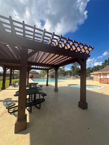 15302 Falling Creek Drive, Houston, TX 77068