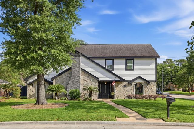 15302 Falling Creek Drive, Houston, TX 77068