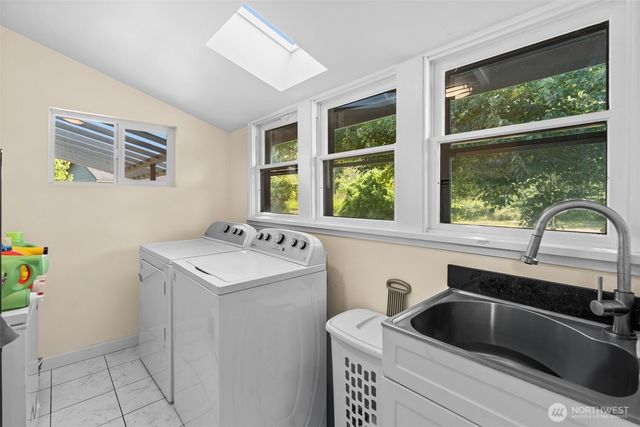 241 W Deyette Road, Shelton, WA 98584
