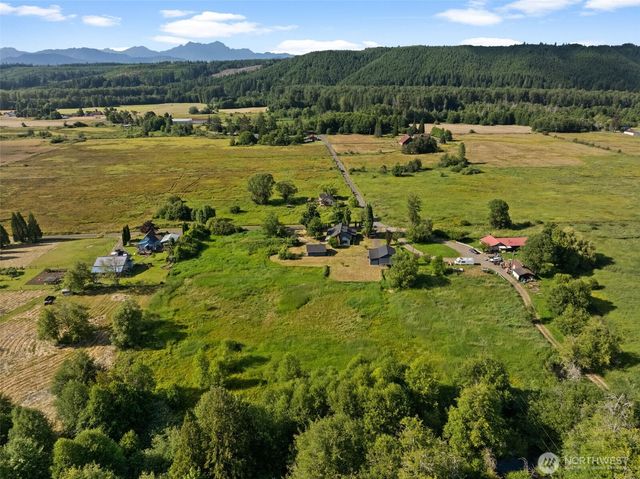 241 W Deyette Road, Shelton, WA 98584