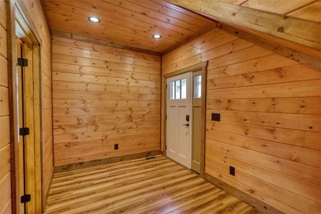 483 Church Street, Blue Ridge, GA 30513