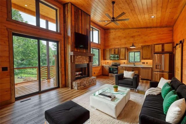 483 Church Street, Blue Ridge, GA 30513