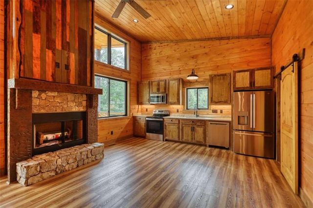 483 Church Street, Blue Ridge, GA 30513