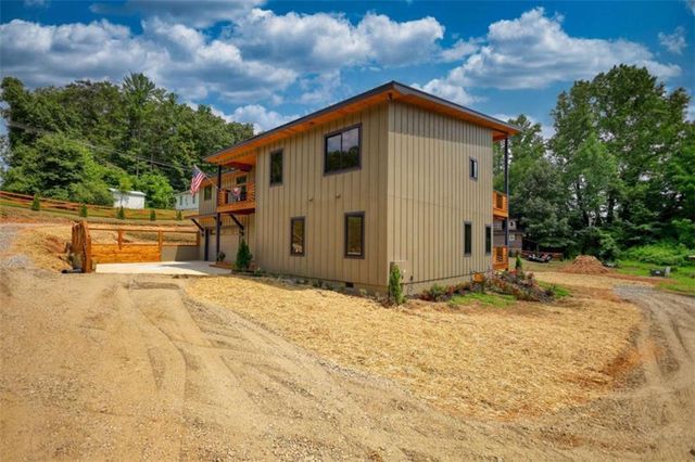 483 Church Street, Blue Ridge, GA 30513