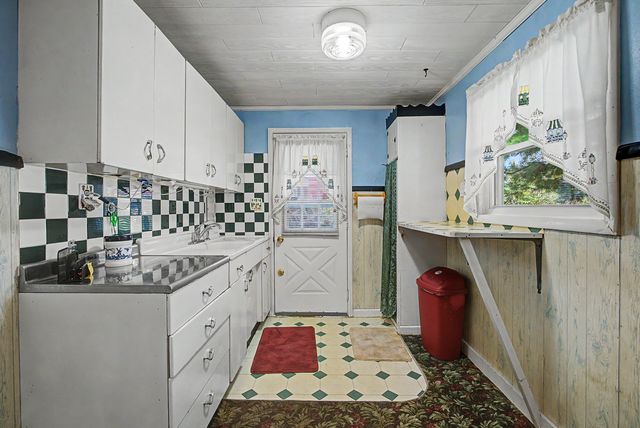 300 Fenwick Drive 300 Fenwick Drive, New Carlisle, OH 45344