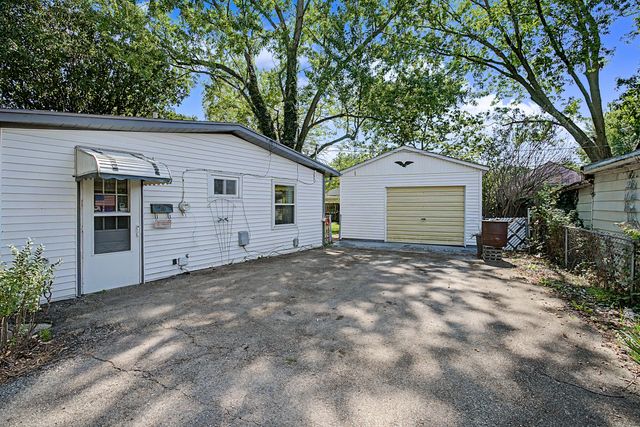 300 Fenwick Drive 300 Fenwick Drive, New Carlisle, OH 45344