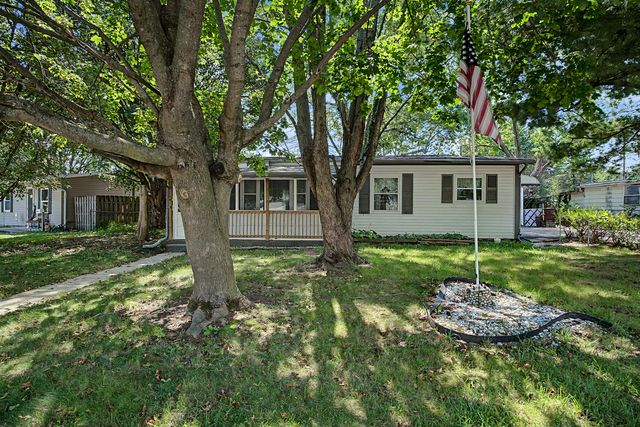 300 Fenwick Drive 300 Fenwick Drive, New Carlisle, OH 45344