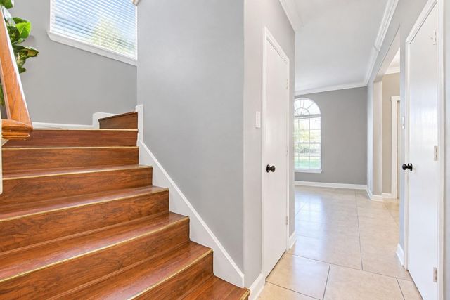 13742 Stabledon Drive, Houston, TX 77014