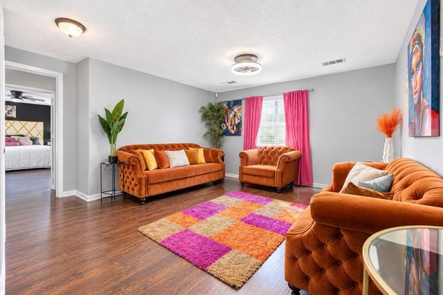 13742 Stabledon Drive, Houston, TX 77014