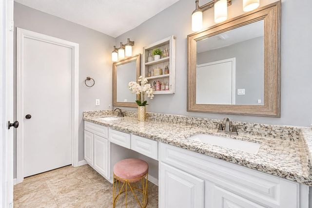 13742 Stabledon Drive, Houston, TX 77014
