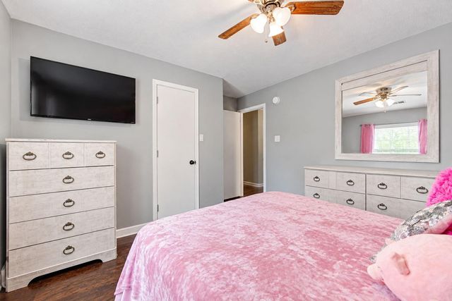 13742 Stabledon Drive, Houston, TX 77014