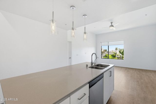 1130 N 2ND Street 313, Phoenix, AZ 85004