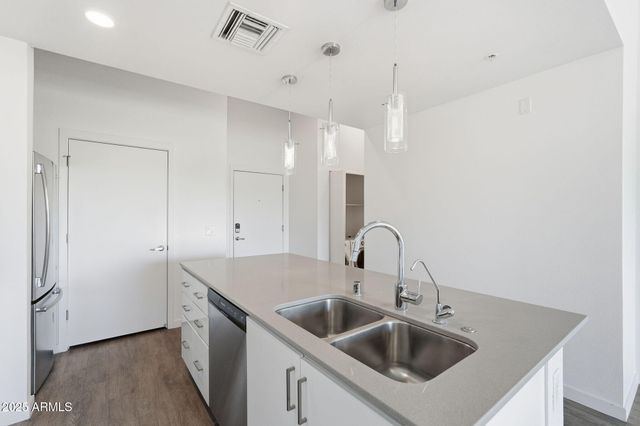 1130 N 2ND Street 313, Phoenix, AZ 85004