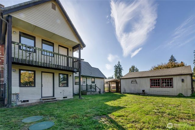 4221 72nd Street E, Tacoma, WA 98443