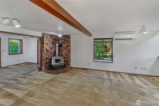 4221 72nd Street E, Tacoma, WA 98443