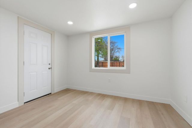 4629 E Alta Avenue, Fresno, CA 93702