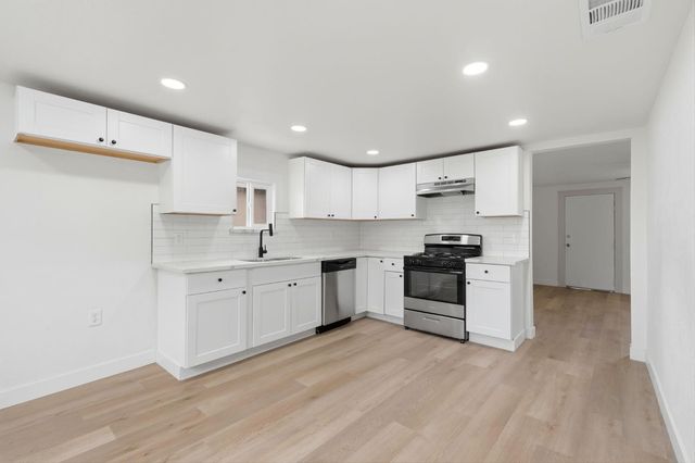 4629 E Alta Avenue, Fresno, CA 93702