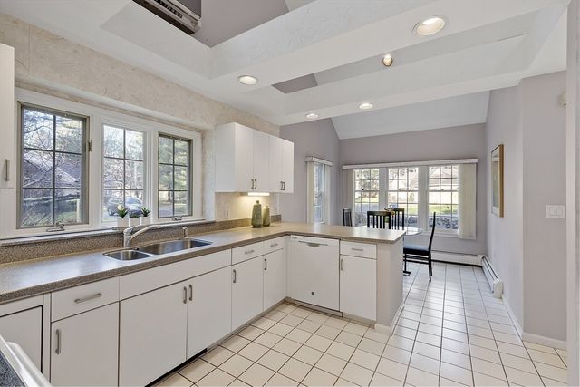 34 Pickman Dr 34, Bedford, MA 01730