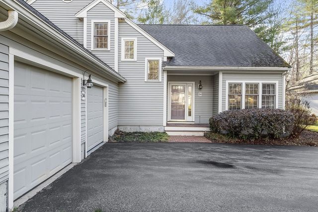 34 Pickman Dr 34, Bedford, MA 01730