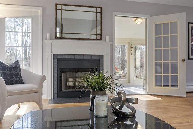 34 Pickman Dr 34, Bedford, MA 01730