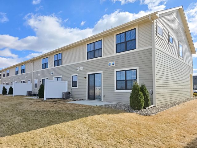 7065 181st Street W, Lakeville, MN 55044