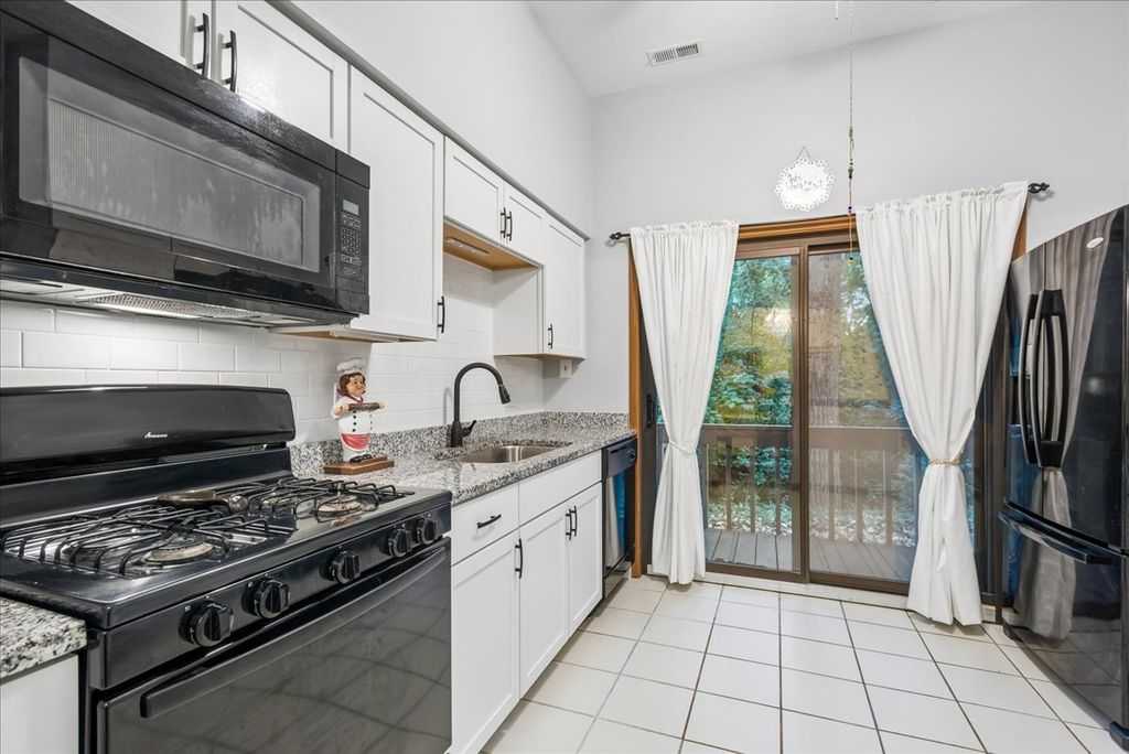 5373 Newport Drive 2-4B, Lisle, IL 60532 — photo 5