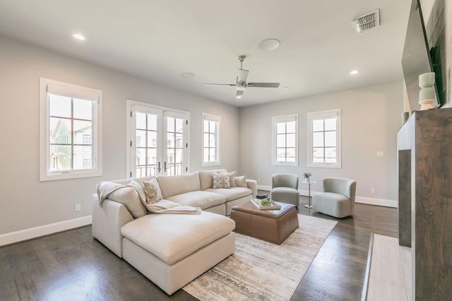 8 Comillas Drive, Westlake, TX 76262