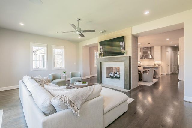 8 Comillas Drive, Westlake, TX 76262