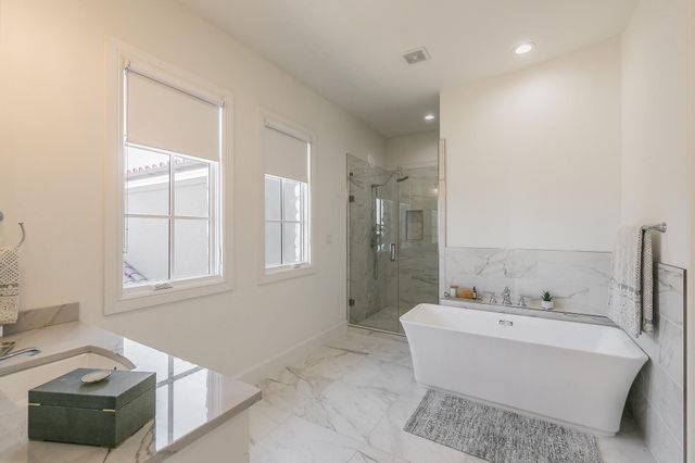8 Comillas Drive, Westlake, TX 76262