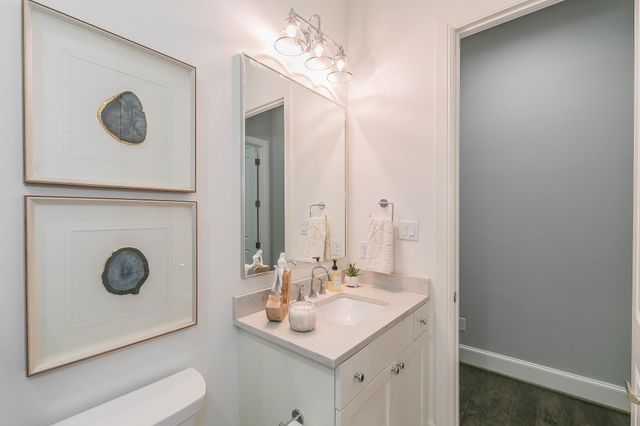 8 Comillas Drive, Westlake, TX 76262