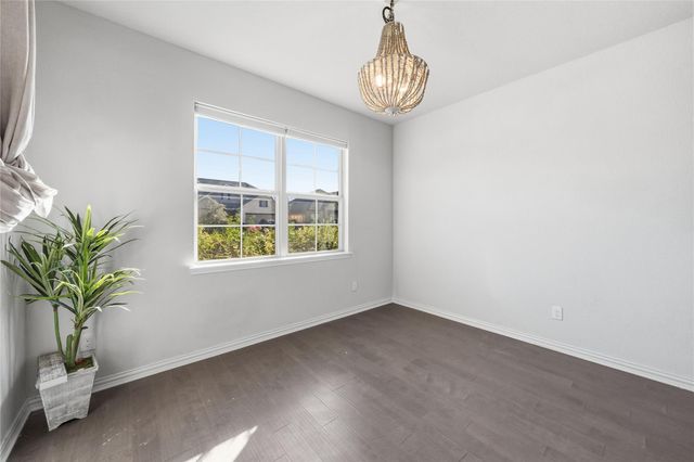 134 Finley ST, Hutto, TX 78634