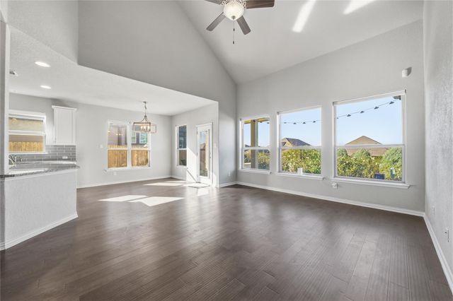 134 Finley ST, Hutto, TX 78634