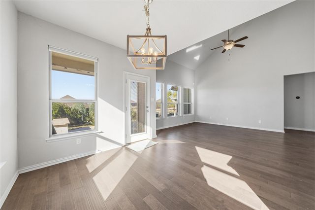 134 Finley ST, Hutto, TX 78634